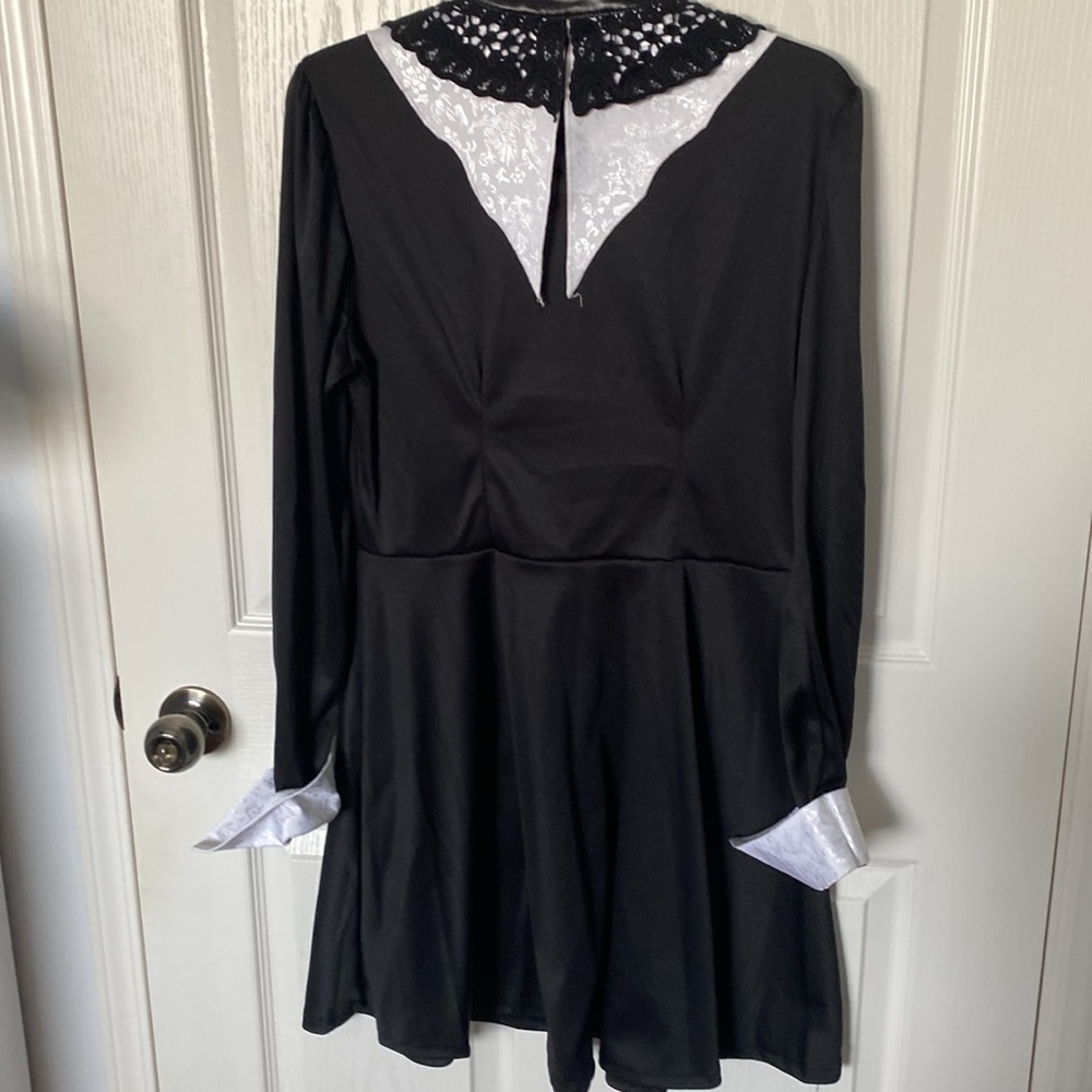 Wednesday Dress! - Picture 4 of 4